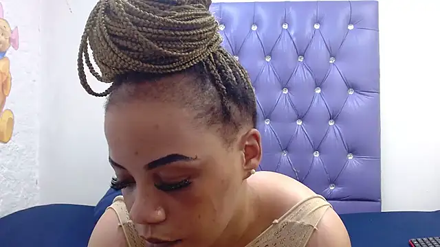 Snapshot of LolaTwerksXX chatting on 01/18/26, 01:26 LolaTwerksXX online show from 01/18/26, 01:26