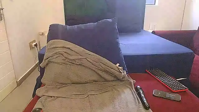 Snapshot of LolaTwerksXX chatting on 03/20/26, 11:59 LolaTwerksXX online show from 03/20/26, 11:59