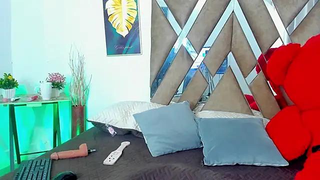 Snapshot of PETTTER_SPENCER chatting on 12/14/24, 03:47 PETTTER SPENCER online show from 12/14/24, 03:47