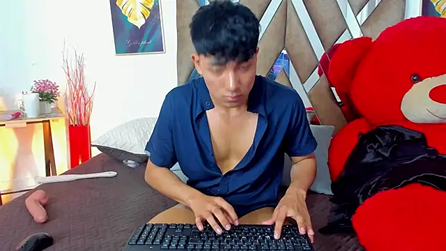 Snapshot of PETTTER_SPENCER chatting on 12/14/24, 06:52 PETTTER SPENCER online show from 12/14/24, 06:52