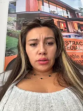 Snapshot of LIZ-06_ chatting on 03/23/26, 03:27 LIZ-06 online show from 03/23/26, 03:27