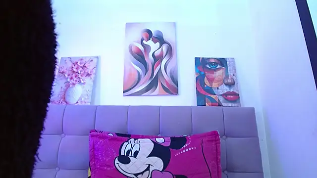 Snapshot of Hellen_starx chatting on 03/27/26, 08:26 Hellen starx online show from 03/27/26, 08:26