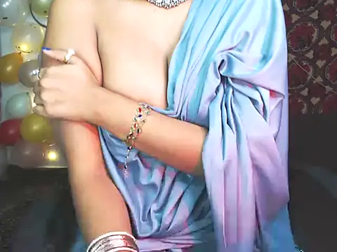 Snapshot of Missjaan chatting on 12/13/25, 07:53 Missjaan online show from 12/13/25, 07:53