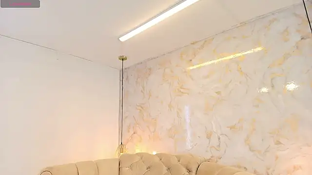 Snapshot of briannaduque chatting on 09/23/25, 01:36 briannaduque online show from 09/23/25, 01:36