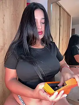 Snapshot of AdeleGray chatting on 07/19/26, 11:36 AdeleGray online show from 07/19/26, 11:36