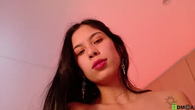 lia  Suummer online show from 03/10/25, 07:40