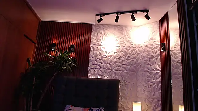 Snapshot of ashleylove_prg chatting on 12/30/24, 11:17 ashleylove prg online show from 12/30/24, 11:17