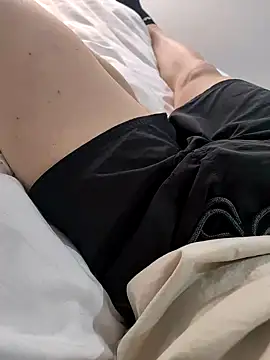 Snapshot of flaviusfcfa2002 chatting on 02/17/25, 05:04 flaviusfcfa2002 online show from 02/17/25, 05:04