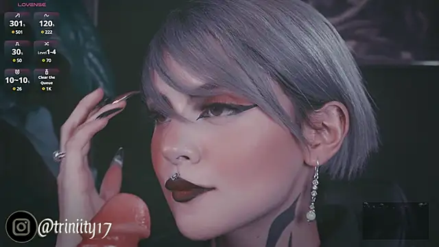 Snapshot of Trinity___s chatting on 01/25/25, 09:57 Trinity s online show from 01/25/25, 09:57