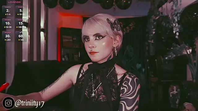 Snapshot of Trinity___s chatting on 09/22/25, 05:09 Trinity s online show from 09/22/25, 05:09