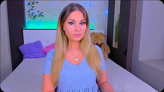  UrLexxly online show from 10/28/25, 05:22