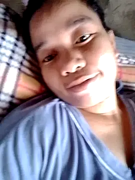 Snapshot of Pussy_delicious chatting on 02/14/26, 05:37 Pussy delicious online show from 02/14/26, 05:37