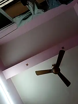 Snapshot of Cute-manisha chatting on 02/03/25, 03:53 Cute-manisha online show from 02/03/25, 03:53