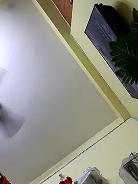 Snapshot of Cute-manisha chatting on 03/02/25, 10:24 Cute-manisha online show from 03/02/25, 10:24