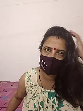 Snapshot of Cute-manisha chatting on 09/11/25, 04:01 Cute-manisha online show from 09/11/25, 04:01