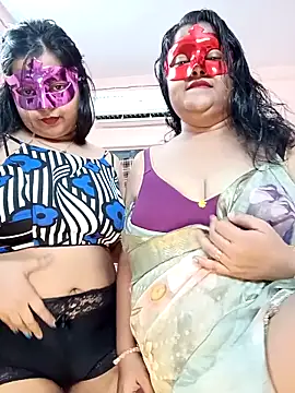 Snapshot of hottbabycam chatting on 04/26/26, 03:42 hottbabycam online show from 04/26/26, 03:42