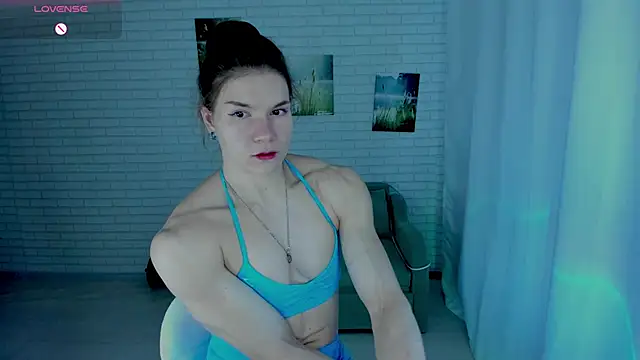 Snapshot of Lisa_Ray chatting on 03/12/26, 04:29 Lisa Ray online show from 03/12/26, 04:29