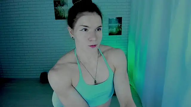 Snapshot of Lisa_Ray chatting on 05/10/26, 04:39 Lisa Ray online show from 05/10/26, 04:39