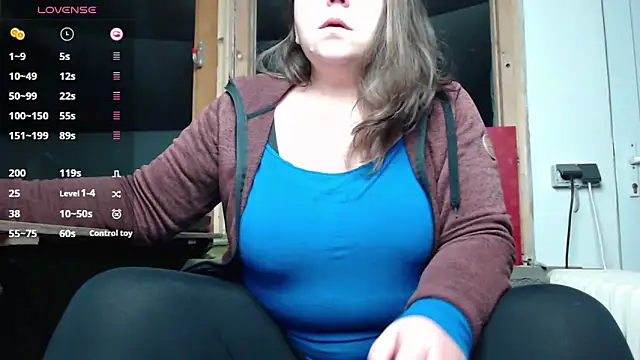 Snapshot of KasiaPrivat chatting on 12/12/24, 03:59 KasiaPrivat online show from 12/12/24, 03:59