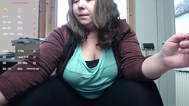 Snapshot of KasiaPrivat chatting on 12/31/24, 08:15 KasiaPrivat online show from 12/31/24, 08:15