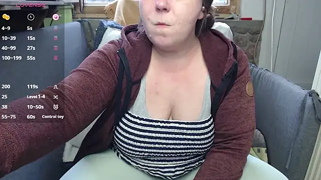 Snapshot of KasiaPrivat chatting on 01/21/25, 09:35 KasiaPrivat online show from 01/21/25, 09:35