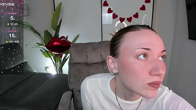 Maddy Garcia online show from 02/08/25, 10:08