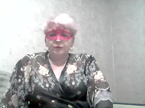 Lisa Suzie online show from 12/29/24, 06:49