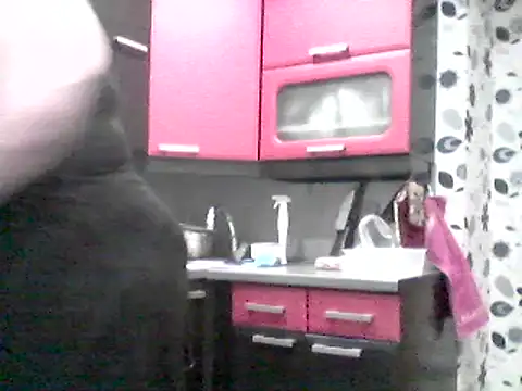 Lisa Suzie online show from 02/14/25, 02:02