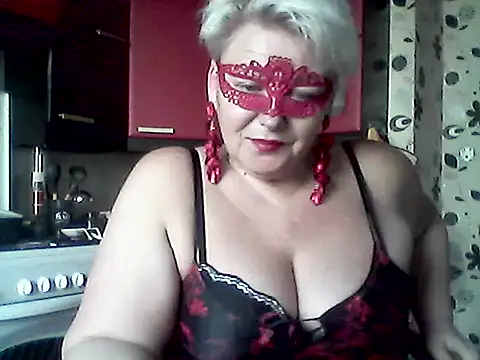 Snapshot of Lisa_Suzie chatting on 03/15/26, 07:25 Lisa Suzie online show from 03/15/26, 07:25