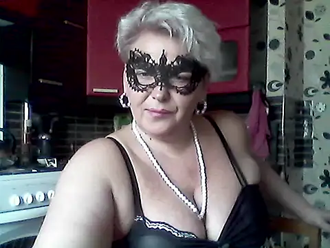 Snapshot of Lisa_Suzie chatting on 03/27/26, 08:26 Lisa Suzie online show from 03/27/26, 08:26