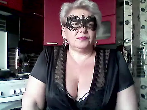 Snapshot of Lisa_Suzie chatting on 03/31/26, 07:31 Lisa Suzie online show from 03/31/26, 07:31