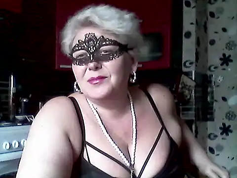 Snapshot of Lisa_Suzie chatting on 04/06/26, 10:05 Lisa Suzie online show from 04/06/26, 10:05