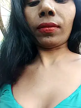 Snapshot of Kajal__Mehra chatting on 02/25/25, 04:14 Kajal  Mehra online show from 02/25/25, 04:14