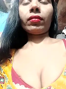 Snapshot of Kajal__Mehra chatting on 03/06/25, 03:45 Kajal  Mehra online show from 03/06/25, 03:45