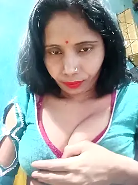 Snapshot of Kajal__Mehra chatting on 03/18/25, 04:48 Kajal  Mehra online show from 03/18/25, 04:48