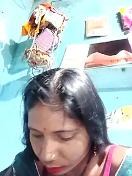 Snapshot of Kajal__Mehra chatting on 03/18/25, 09:32 Kajal  Mehra online show from 03/18/25, 09:32