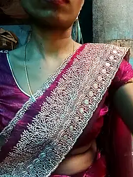 Snapshot of Kajal__Mehra chatting on 09/18/25, 06:59 Kajal  Mehra online show from 09/18/25, 06:59