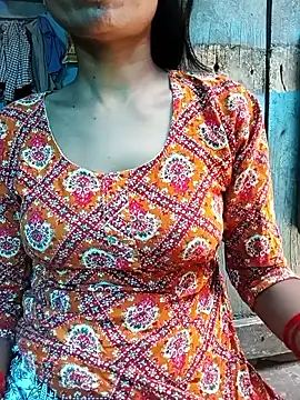 Snapshot of Kajal__Mehra chatting on 09/21/25, 08:27 Kajal  Mehra online show from 09/21/25, 08:27