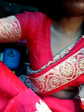 Snapshot of Kajal__Mehra chatting on 09/24/25, 04:16 Kajal  Mehra online show from 09/24/25, 04:16