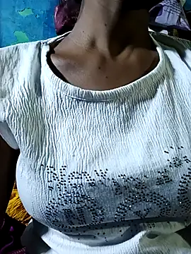 Snapshot of Kajal__Mehra chatting on 10/02/25, 02:57 Kajal  Mehra online show from 10/02/25, 02:57