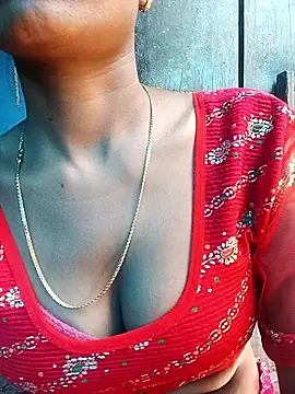 Snapshot of Kajal__Mehra chatting on 10/12/25, 08:02 Kajal  Mehra online show from 10/12/25, 08:02