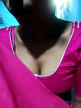 Snapshot of Kajal__Mehra chatting on 10/15/25, 10:32 Kajal  Mehra online show from 10/15/25, 10:32