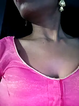 Snapshot of Kajal__Mehra chatting on 10/17/25, 02:08 Kajal  Mehra online show from 10/17/25, 02:08