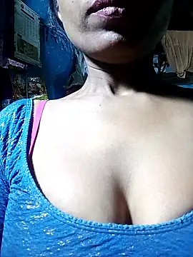 Snapshot of Kajal__Mehra chatting on 12/22/25, 03:31 Kajal Mehra online show from 12/22/25, 03:31