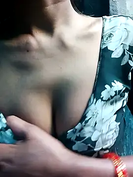 Snapshot of Kajal__Mehra chatting on 03/06/26, 04:09 Kajal Mehra online show from 03/06/26, 04:09