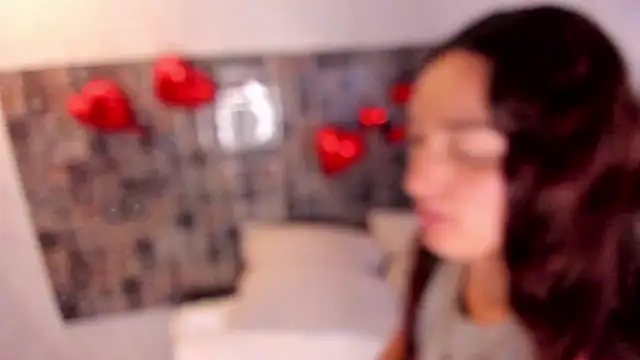 Pamela Johnsonn online show from 02/02/25, 02:27