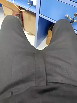 raamcxy online show from 01/05/25, 02:06