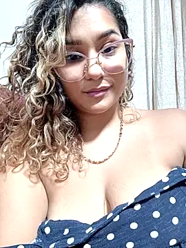 BrendaGirs online show from 10/21/25, 03:18