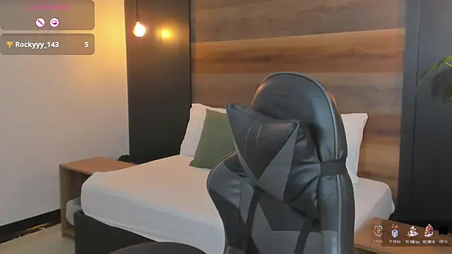 stephanya  online show from 01/17/26, 12:21