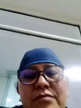 Darly Gomez online show from 12/22/24, 12:16